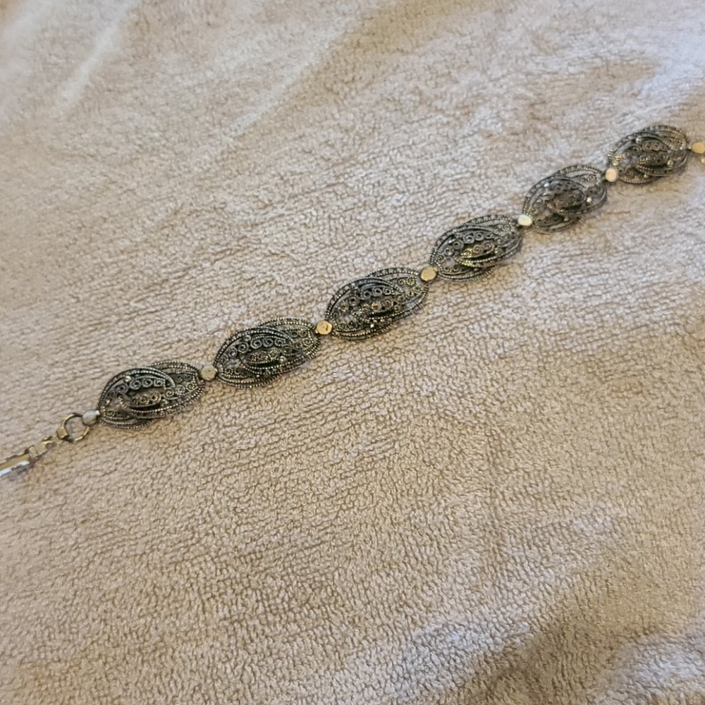 *SOLD*  Silver Filigree bracelet